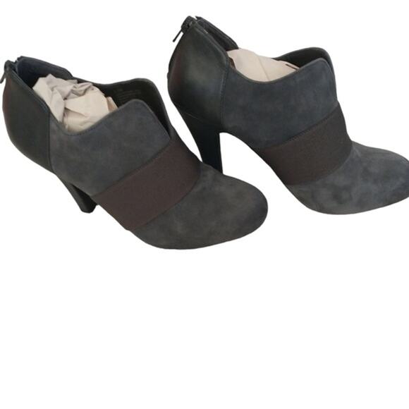 Gianni Bini Women's Zippered Boots Booties Gray Suede 7.5 Academia Y2K - Picture 8 of 12